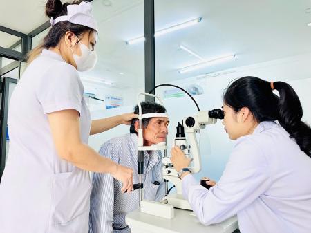 Bệnh viện Mắt Quốc tế Sài Gòn-Gia Lai: Chung tay phòng-chống mù lòa